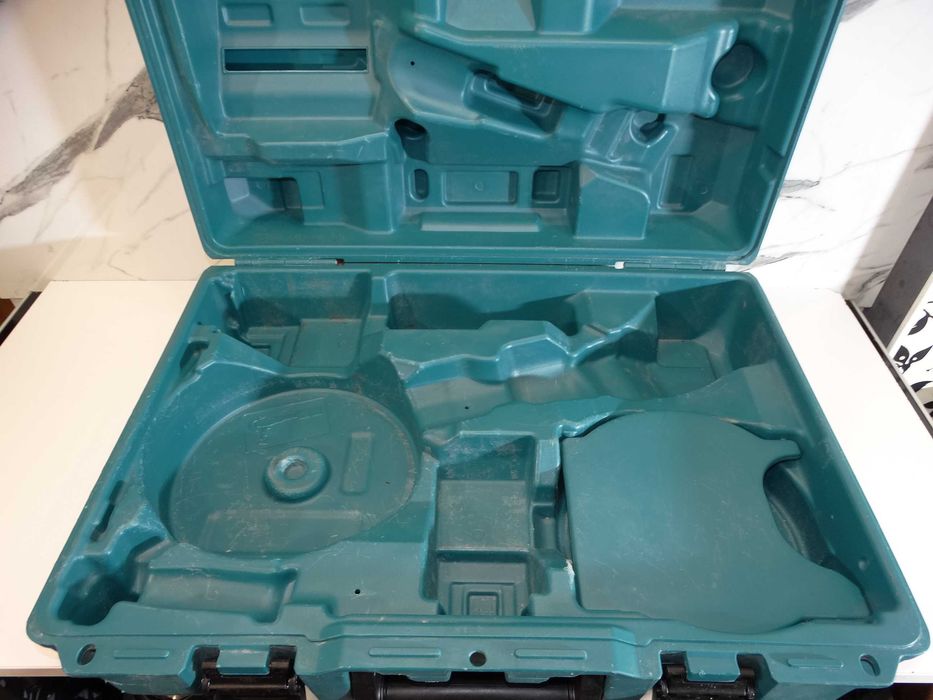 Makita Plastic Case GA037G / GA038G - Празен куфар за 40V ъглошлайф