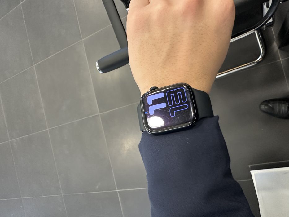 Apple watch 8 series 45mm