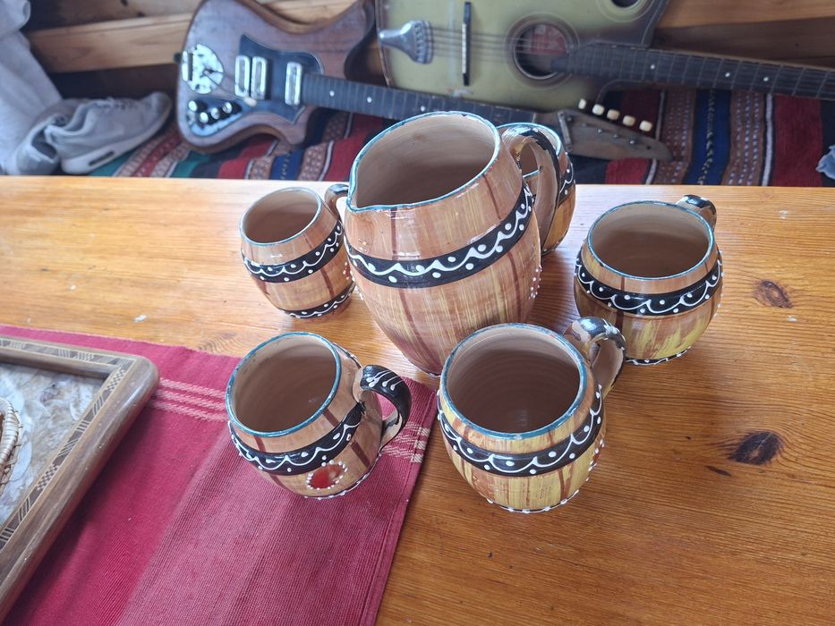 Керамичен сервиз за вино