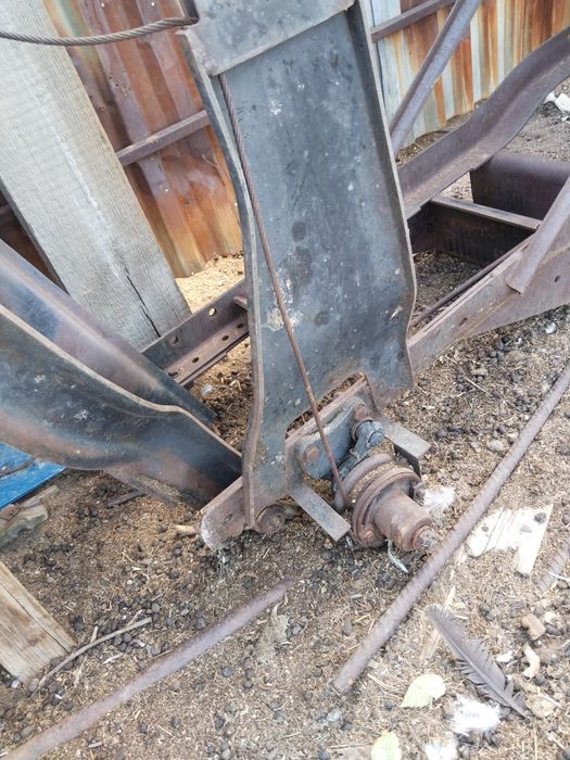 Кранштеин для запаски спецтехника