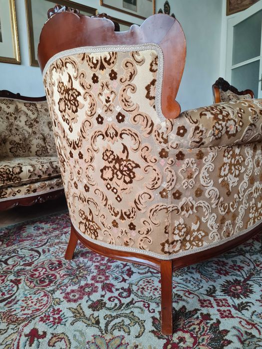 Продавам холова гарнитура - барок