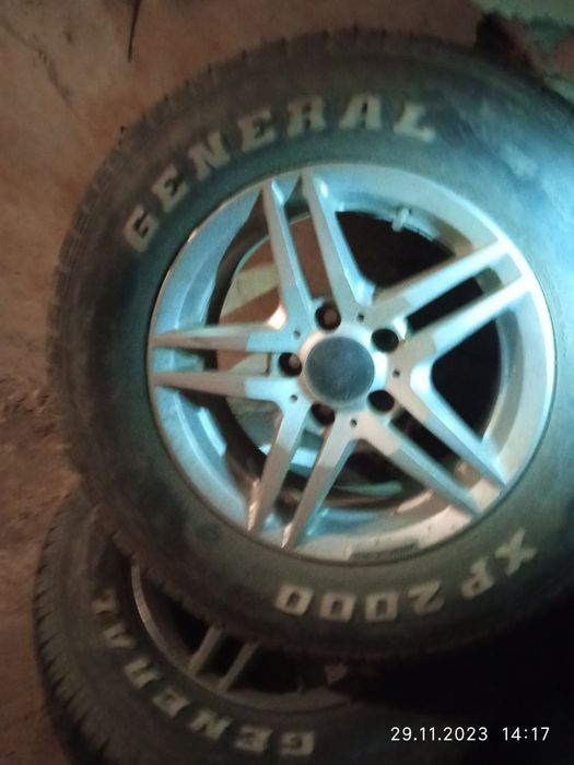 Продам диски с летней резиной