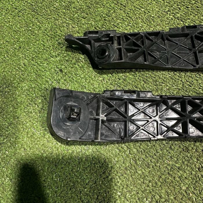 Крипленип Toyota Rav4