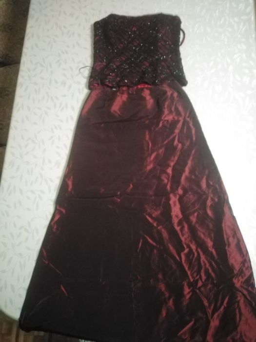 Продам вечернее платье 48 раз, 6 штук