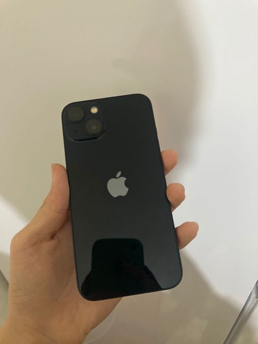 Айфон 13 срочно продается!