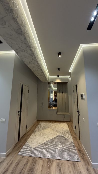 Сдаётся в аренду люкс хай тек квартира! В центре города!