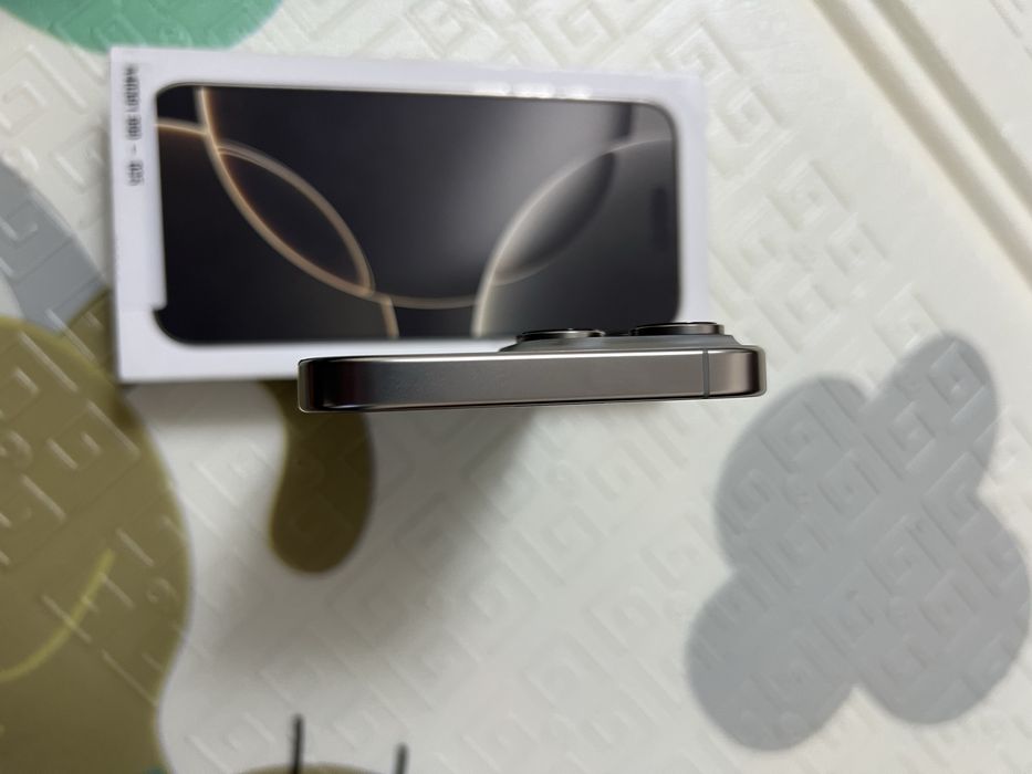 Продам iPhone 16 Pro Max 256gb