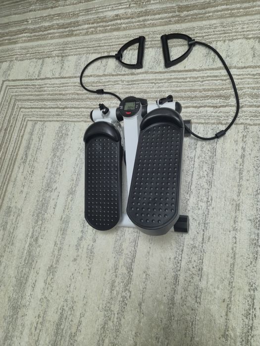 Степпер тренажер с эспандерами