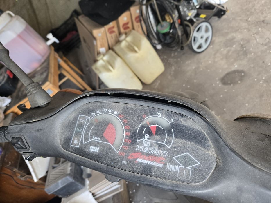 Скутер Пиаджио 50 кубика
