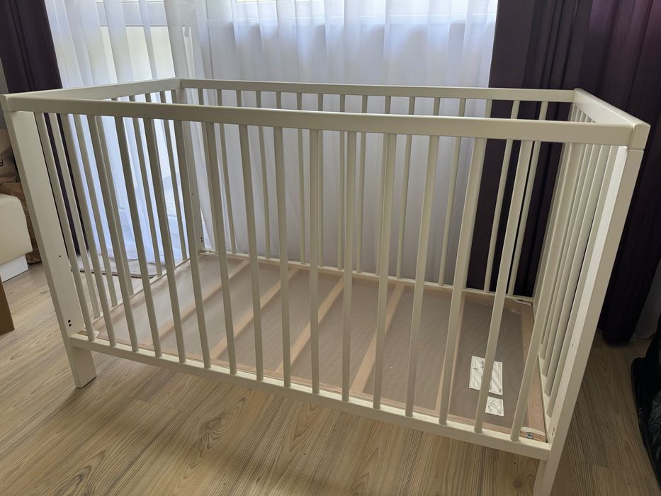Бебешка кошара IKEA GULLIVER 60/120 + матрак + протектор + обиколник