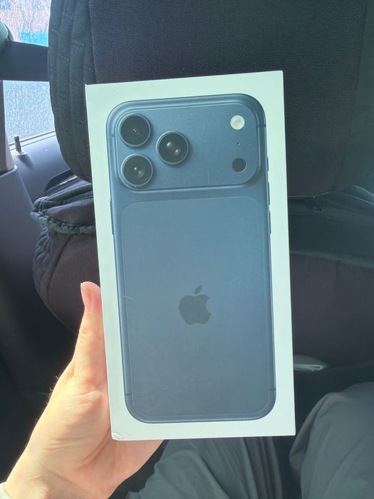 Iphone 17 pro max 256gb новый