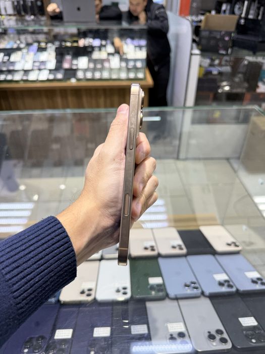 Iphone 16 pro Max 100%