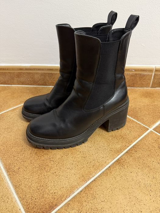 Ghete negre     S.     S