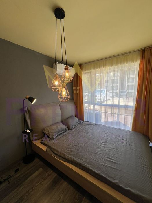 Дава се под наем Двустаен апартамент в Варна, м-т Траката - 45 кв.м за 408 € - Снимка #4