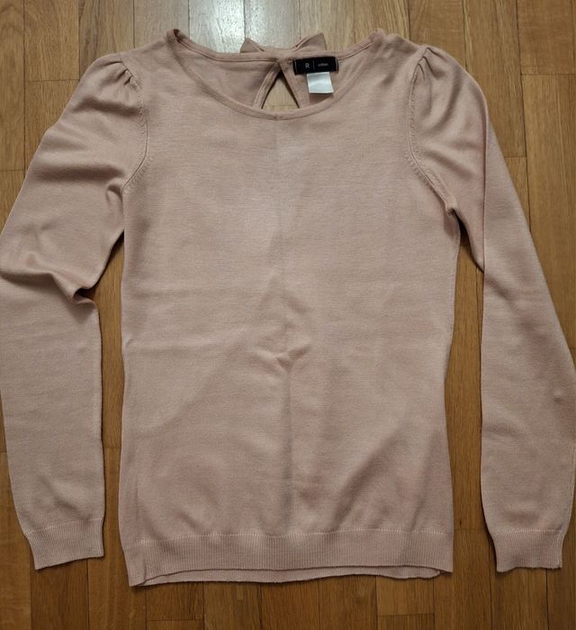 Pulover finuț și elegante