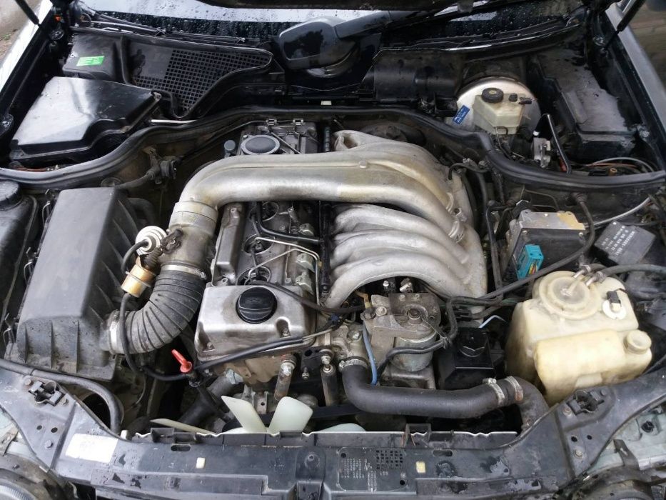 Мерцедес Е 300 95г