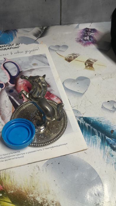 Продаю сувенир дёшево