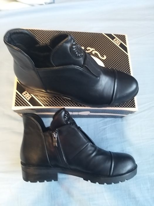 Дамски боти - номер 40