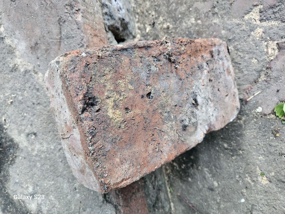 Продам кирпич красный