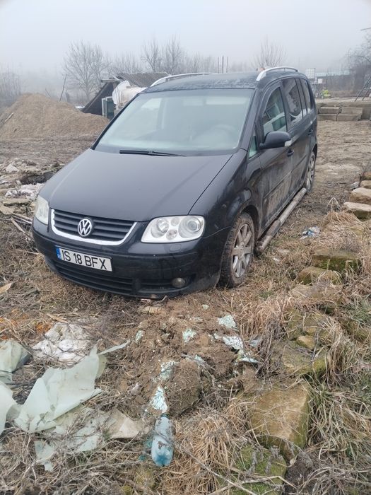 Vând vw touran 2005 20 tdi 140 cp automat