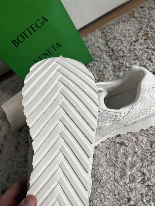 Bottega Veneta marimea 45