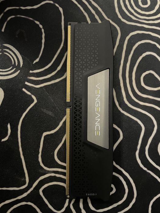 Corsair vengeance DDR5 16gb (singel stick)