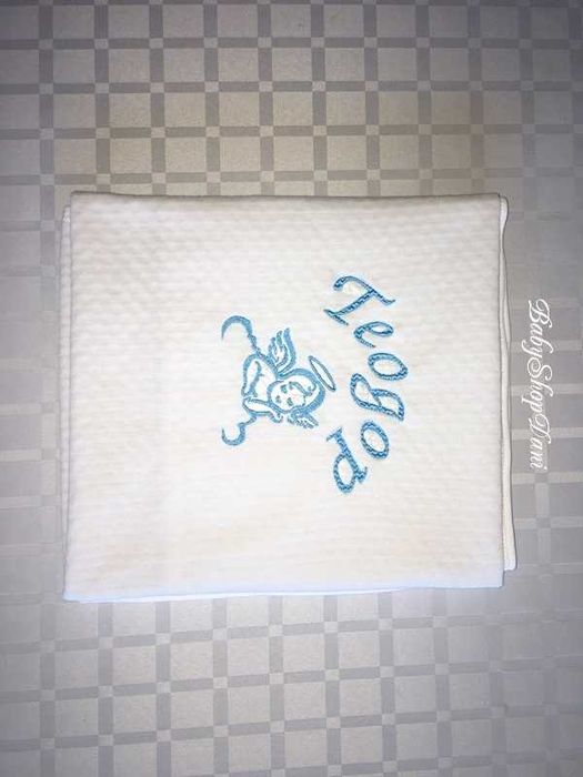 Бебешки ОДЕАЛА ПЕЛЕНИ с име поларени памучни БРОДЕРИЯ