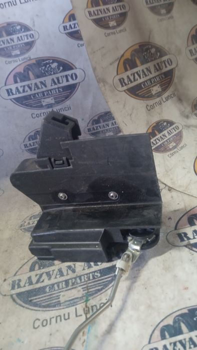 broasca dreapta fata dacia logan mcv 2015