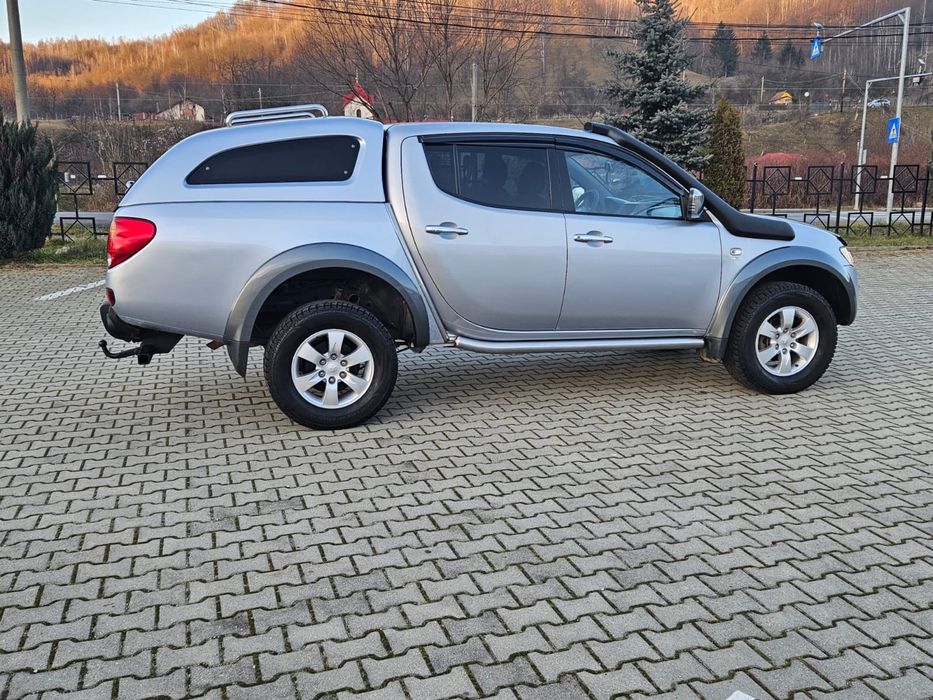 Vand Mitsubishi L200 cu anul de fabricatie 2009
