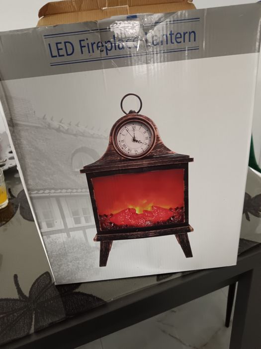 Vând șemineu electric