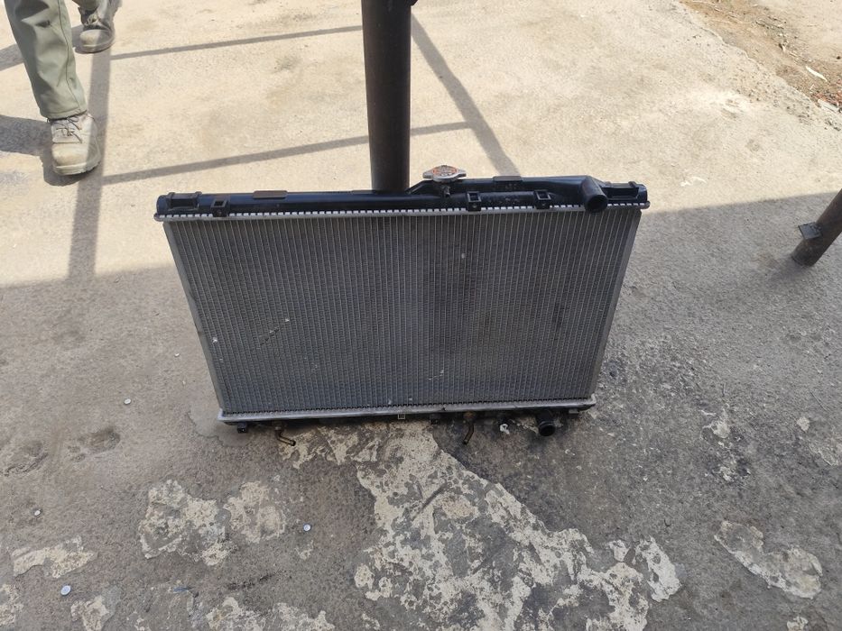 Радиатор Камри 10