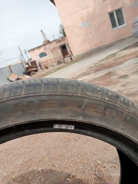 Продам шину 1шт