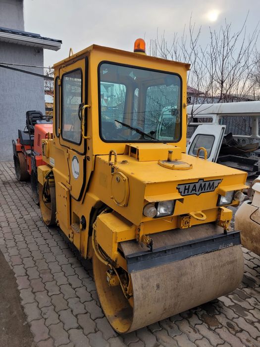 Асфальтирование. Укладка асфальта. Асфальт.