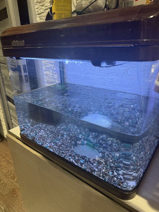 Заводской аквариум 150 литоов