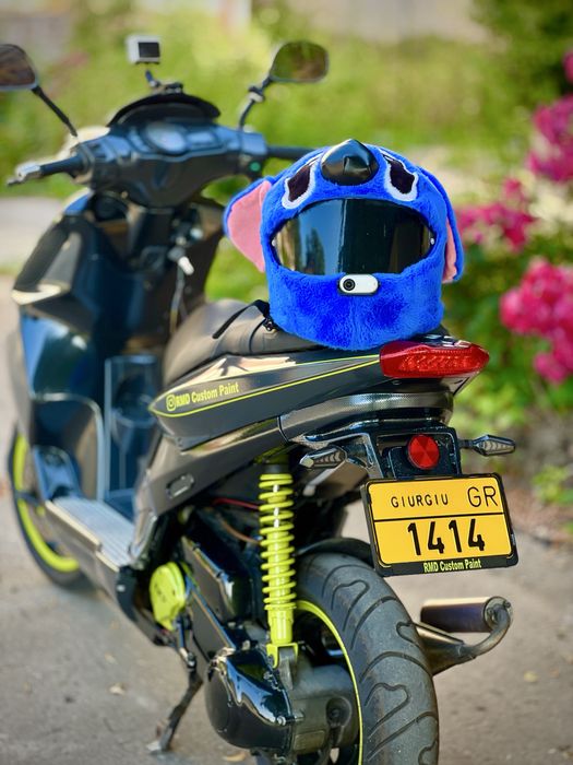 Scuter Piaggio NRG 2011