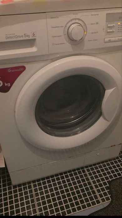 Продам стиральную машинку LG