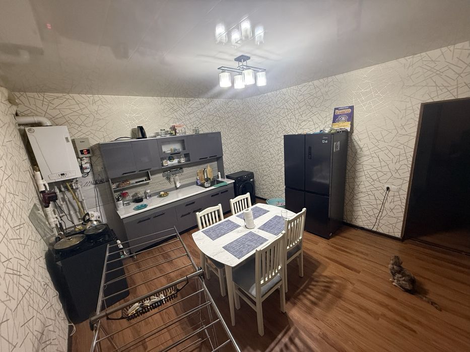 Продается дом в яшнабадском районе.