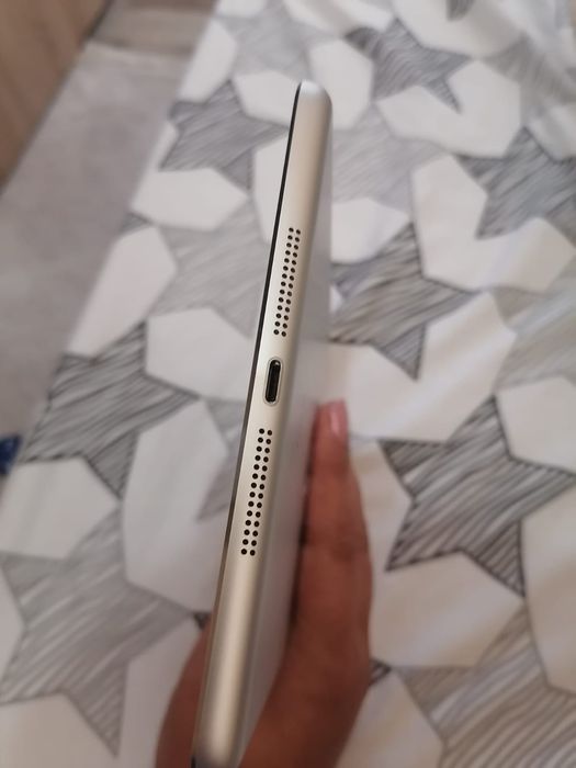 De vânzare iPad mini 3