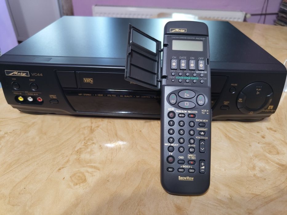 Videorecorder  Metz Vc44 ,6 capete,Stereo HI-FI