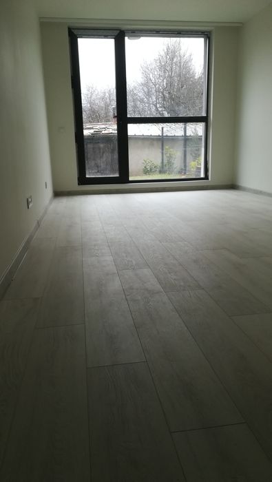 Професионален монтаж на паркет