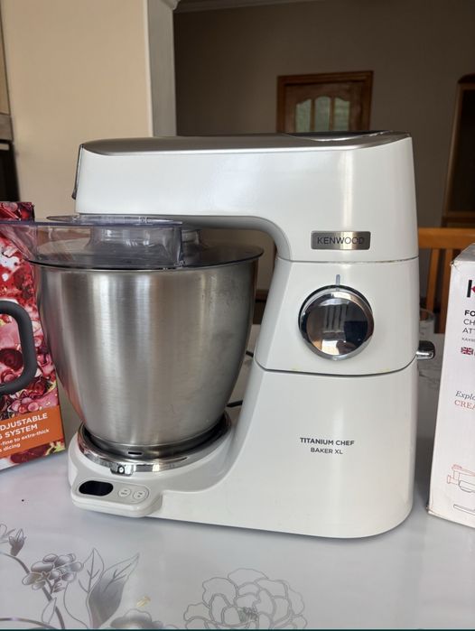 К комбайн KENWOOD