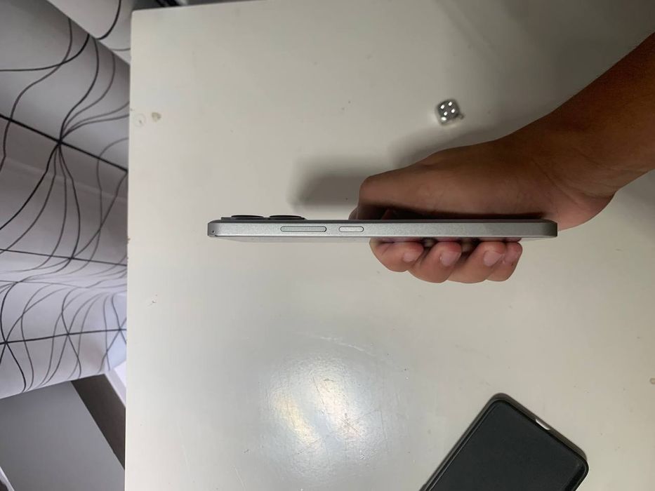Poco x6 pro 5g 512/12 срочно
