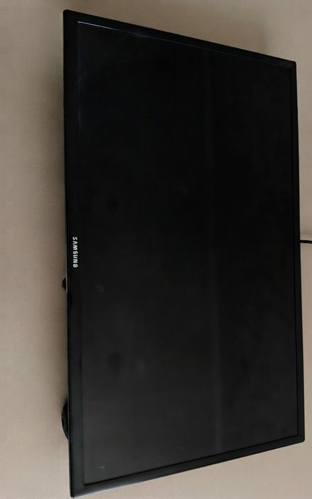 Samsung 32" LED телевизор