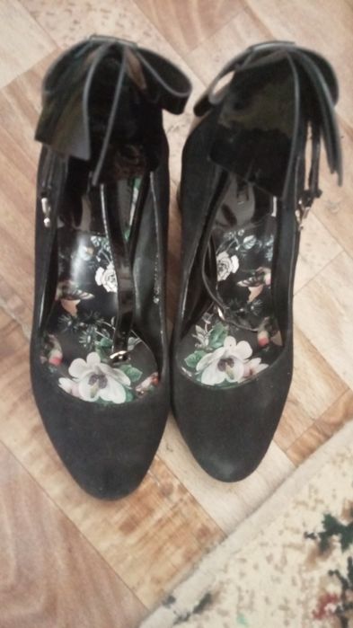 Туфли,35размер,лаковые