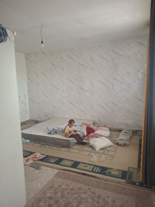 Үй сатылады 10×15 жана үй