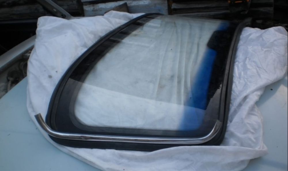 Лобовое стекло Газ 24