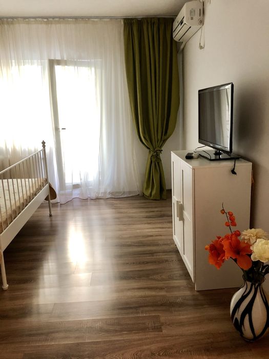 Vand garsoniera VITAN MALL 42mp confort I