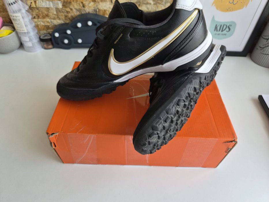Футболни обувки Nike Tiempo Ligera Pro TF