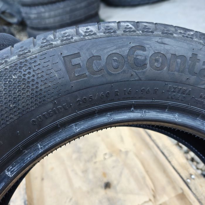 Anvelope 205/60R16 marca Continental, DOT 2026,8 mm, vară