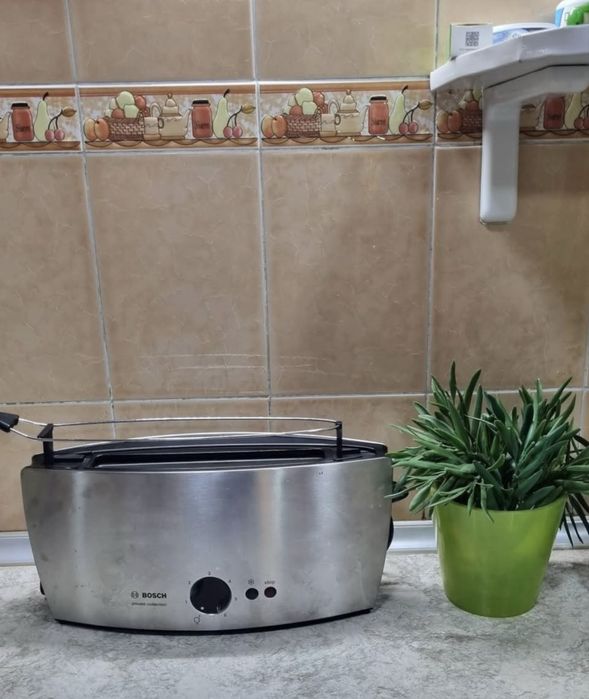 Продается 2 тостера рабочим состояни